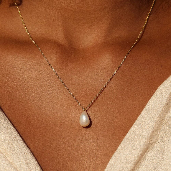 AGAPEE ESTEE NECKLACE