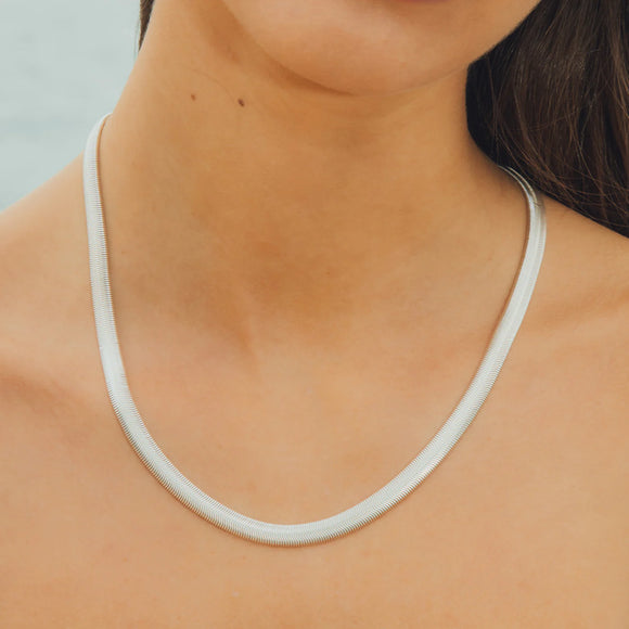 AGAPEE TANIT CHOKER