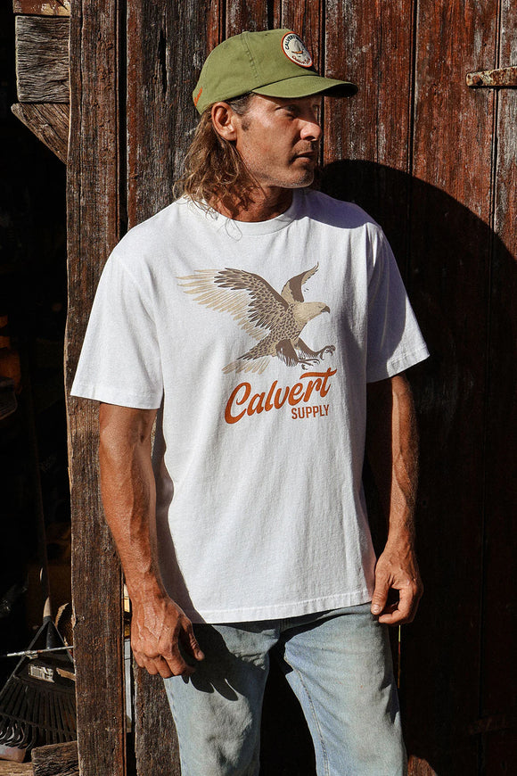CALVERT SKY KING CLASSIC FIT TEE