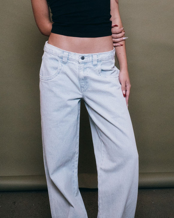 RUSTY FLIP MOMMY LOW RISE TAPELESS JEAN