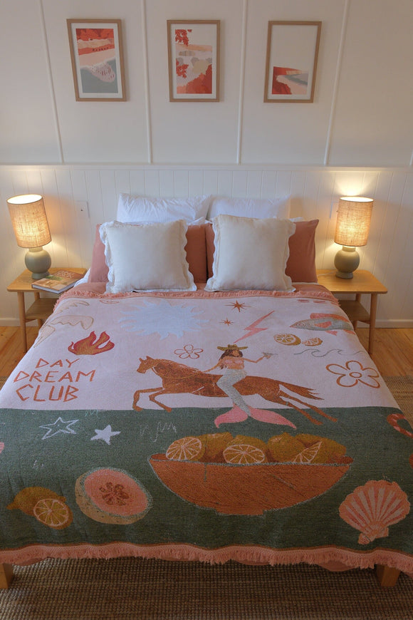 SALTY AURA THE TAHNEE KELLAND RUG